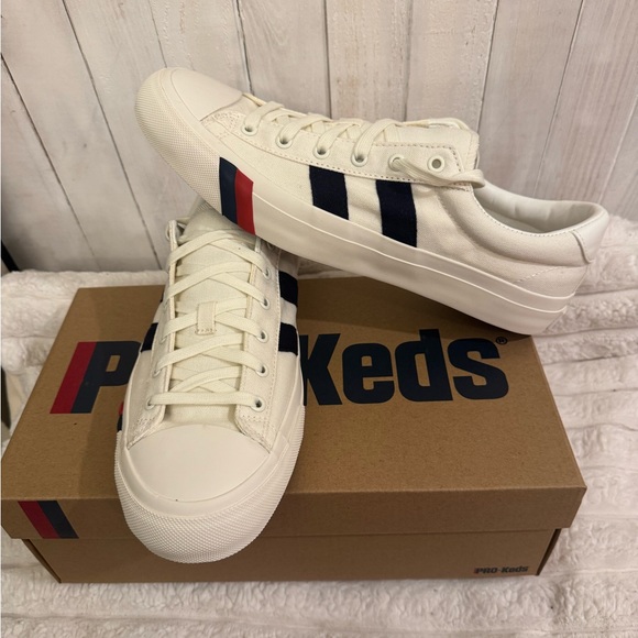 Keds White Sneakers with Navy and Red Stripes - Picture 1 of 12